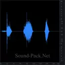 Высыпают песок из пластикового ведра на землю